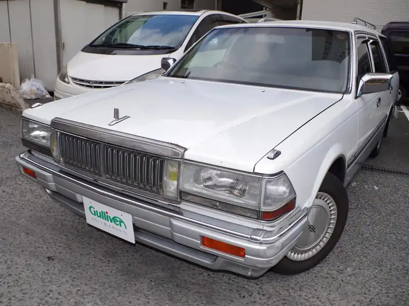 カタログ画像：セドリックワゴン（CEDRIC WAGON） Ｖ２０Ｅ ＳＧＬリミテッド 1997年8月 E-WY30 2000cc ホワイトパールツートーン（３Ｐ）（スーパーファインハードコート） 燃費9.4km / l  外装