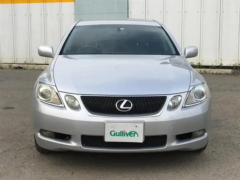 カタログ画像：ＧＳ（GS） ＧＳ３５０ 2005年8月 DBA-GRS196 3500cc プレミアムシルバー 燃費9.6km / l  フロント