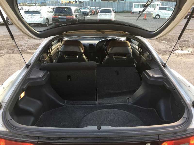 カタログ画像：セリカ（CELICA） ＧＴ－ＦＯＵＲ ＲＣ 1991年9月 E-ST185H 2000cc スーパーホワイトⅡ 燃費10.0km / l  内装