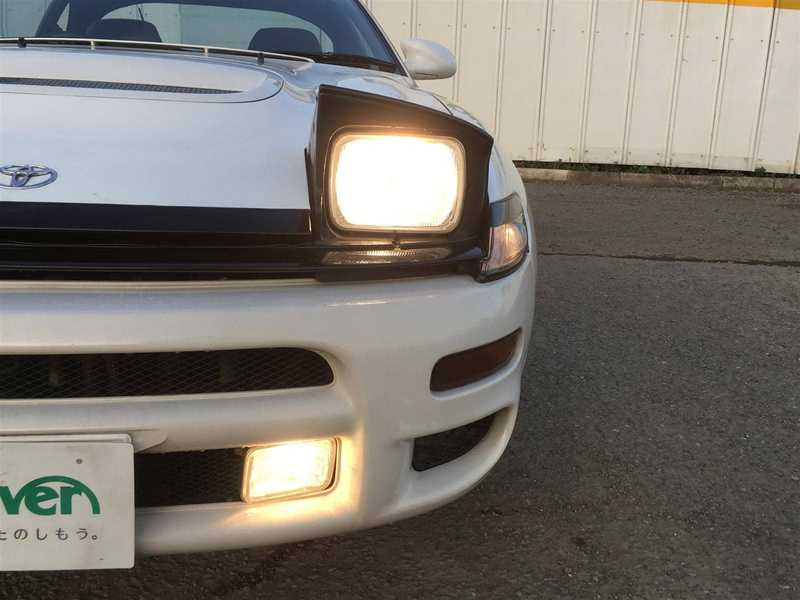 カタログ画像：セリカ（CELICA） ＧＴ－ＦＯＵＲ ＲＣ 1991年9月 E-ST185H 2000cc スーパーホワイトⅡ 燃費10.0km / l  フロント