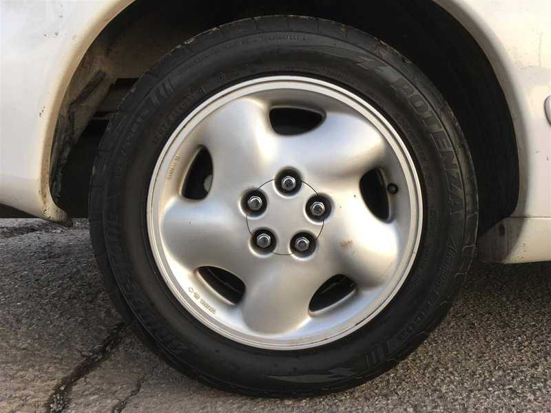 カタログ画像：セリカ（CELICA） ＧＴ－ＦＯＵＲ ＲＣ 1991年9月 E-ST185H 2000cc スーパーホワイトⅡ 燃費10.0km / l  タイヤ