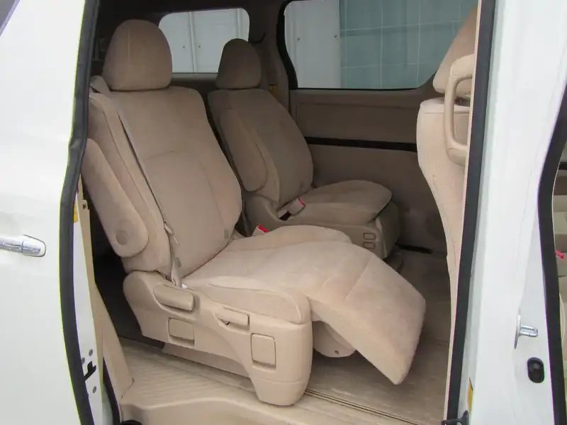 カタログ画像：アルファード（ALPHARD） ３５０Ｇ サイドリフトアップシート装着車 2014年4月 DBA-GGH20W 3500cc ホワイトパールクリスタルシャイン 燃費9.2km / l 内装