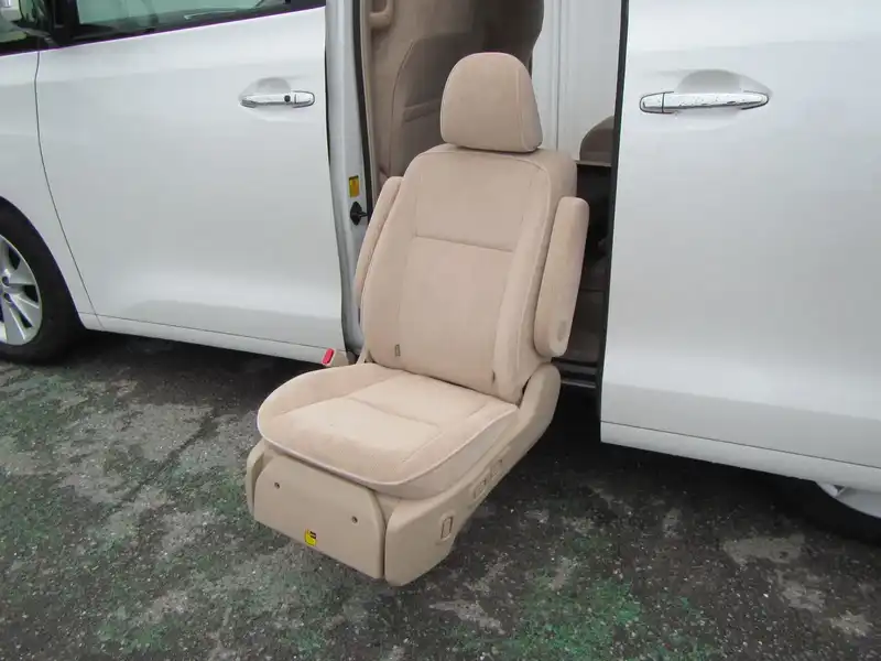 10088100 | カタログ画像：アルファード（ALPHARD） ３５０Ｇ サイドリフトアップシート装着車 2014年4月 DBA-GGH20W 3500cc ホワイトパールクリスタルシャイン セールスポイント