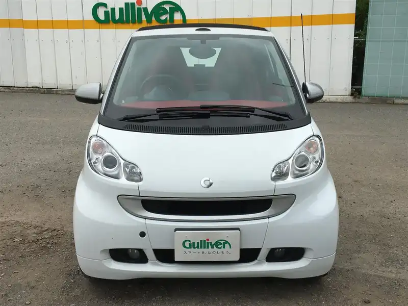 10078122 | カタログ画像：スマートフォーツーカブリオ（SMART FORTWO CABRIO） ＢＲＡＢＵＳ エクスクルーシブ 2012年8月 ABA-451433 1000cc クリスタルホワイト フロント