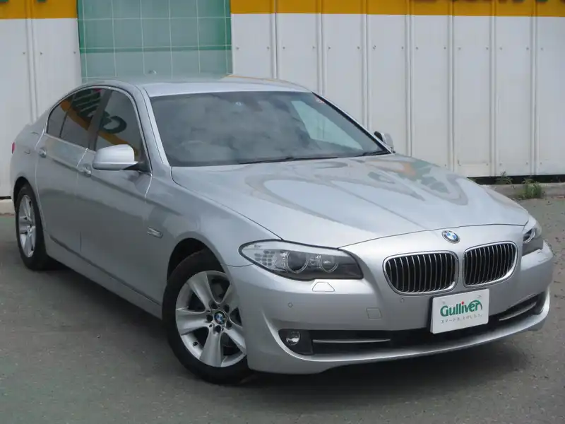 ５２８ｉ FR30 ５シリーズ（ＢＭＷ）の価格・スペック情報{平成22