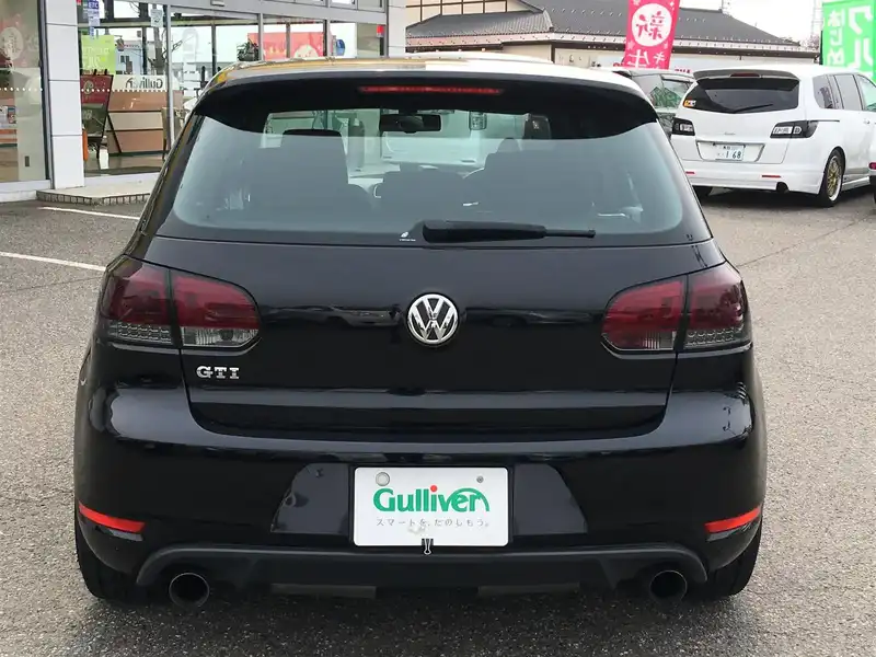 カタログ画像：ゴルフ（GOLF） ＧＴＩ 2010年7月 ABA-1KCCZ 2000cc ディープブラックパールエフェクト 燃費13.0km / l  バック