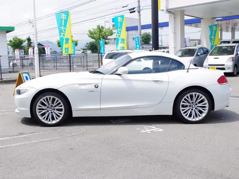 カタログ画像：Ｚ４（Z4） デザイン・ピュア・バランス・エディション 2012年3月 DBA-LL20 2000cc ミネラル・ホワイト（メタリック・カラー） 燃費13.4km / l 外装