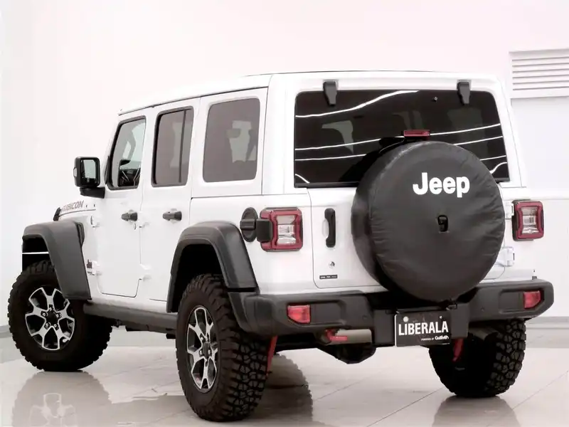 カタログ画像：ジープ・ラングラーアンリミテッド（JEEP WRANGLER UNLIMITED） ルビコン スカイワンタッチパワートップ 2019年10月 ABA-JL36L 3600cc ブライトホワイトクリアコート 燃費9.0km / l バック