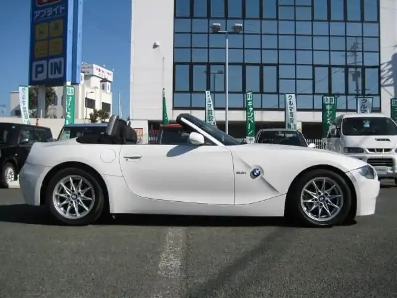 カタログ画像：Ｚ４（Z4） ロードスター２．５ｉ 2007年2月 ABA-BU25 2500cc 燃費10.2km / l  外装