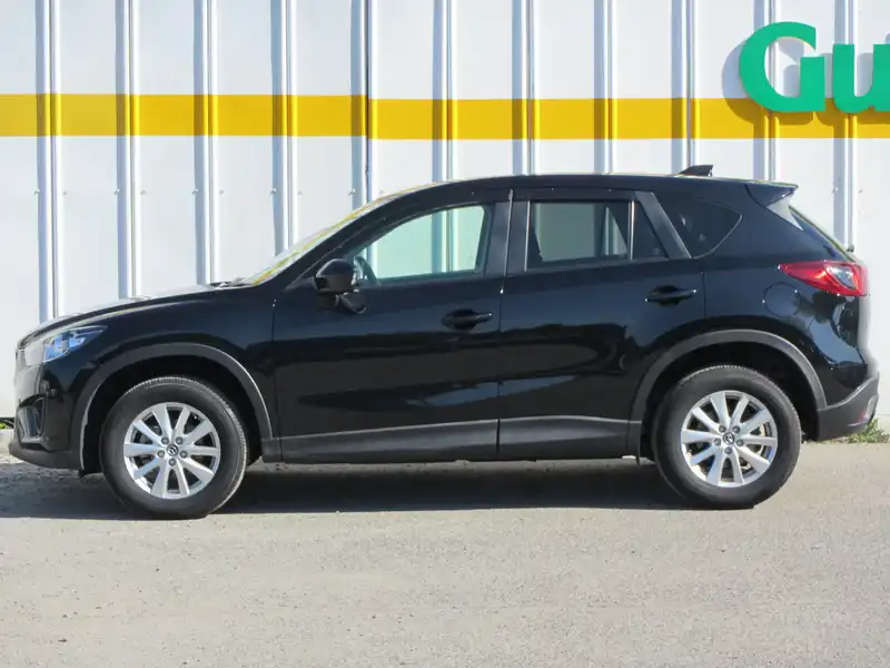 カタログ画像：ＣＸ－５（CX-5） ２０Ｓ 2013年10月 DBA-KEEFW 2000cc ジェットブラックマイカ 燃費16.4km / l 外装