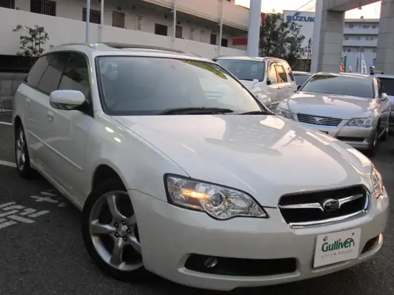 カタログ画像：レガシィツーリングワゴン（LEGACY TOURING WAGON） ３．０Ｒ ＡＤＡ 2004年4月 UA-BPE 3000cc アークティックホワイト・パール 燃費11.0km / l  メイン