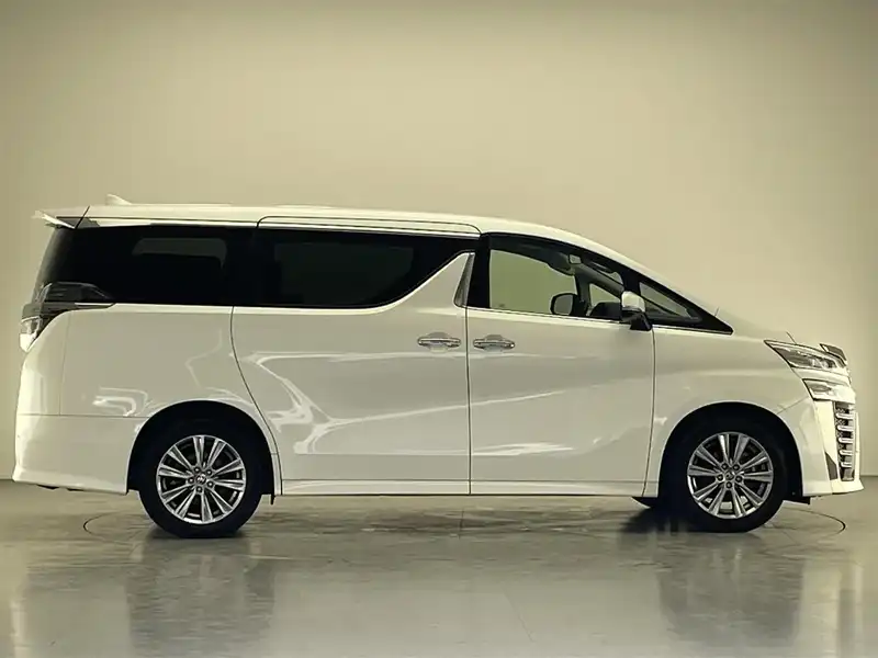 10118426 | カタログ画像：ヴェルファイア（VELLFIRE） ２．５Ｚ サイドリフトアップチルトシート装着車 2018年10月 DBA-AGH30W 2500cc ホワイトパールクリスタルシャイン 外装