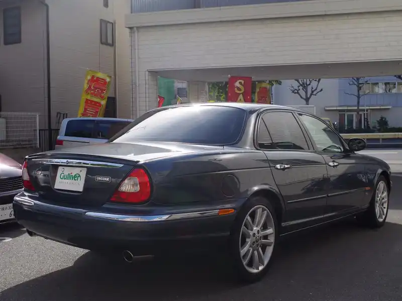 10028782 | カタログ画像：ＸＪ（XJ） スーパーＶ８ ポートフォリオ 2005年9月 GH-J82TA 4200cc バック