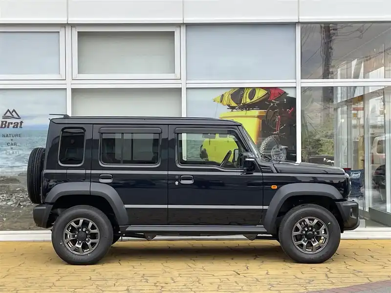 カタログ画像：ジムニー（JIMNY） ＸＧ 2025年11月 3BA-JB64W 660cc 燃費14.3km / l 外装