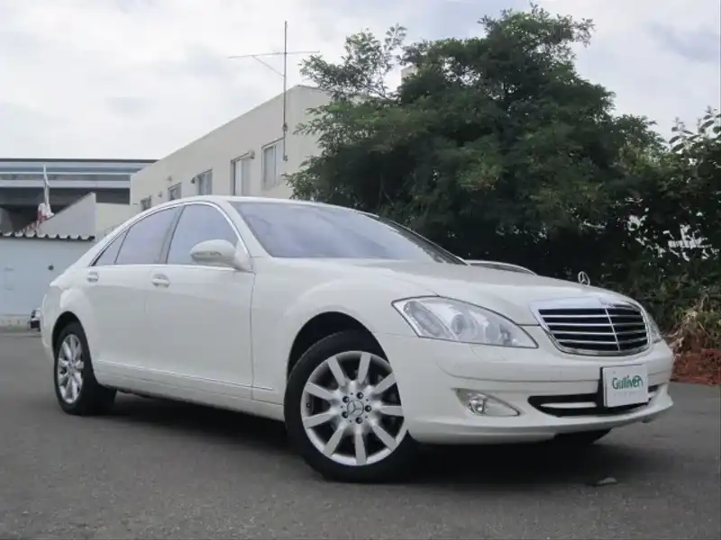 カタログ画像：Ｓクラス（S-CLASS） Ｓ５５０ 2007年10月 DBA-221071 5500cc カルサイトホワイト（Ｓ） 燃費6.7km / l  メイン