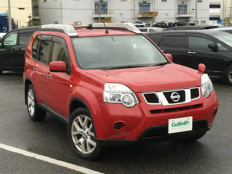 カタログ画像：エクストレイル（X-TRAIL） ２０Ｘt 2011年6月 DBA-T31 2000cc バーニングレッド 燃費14.0km / l  メイン（その他）