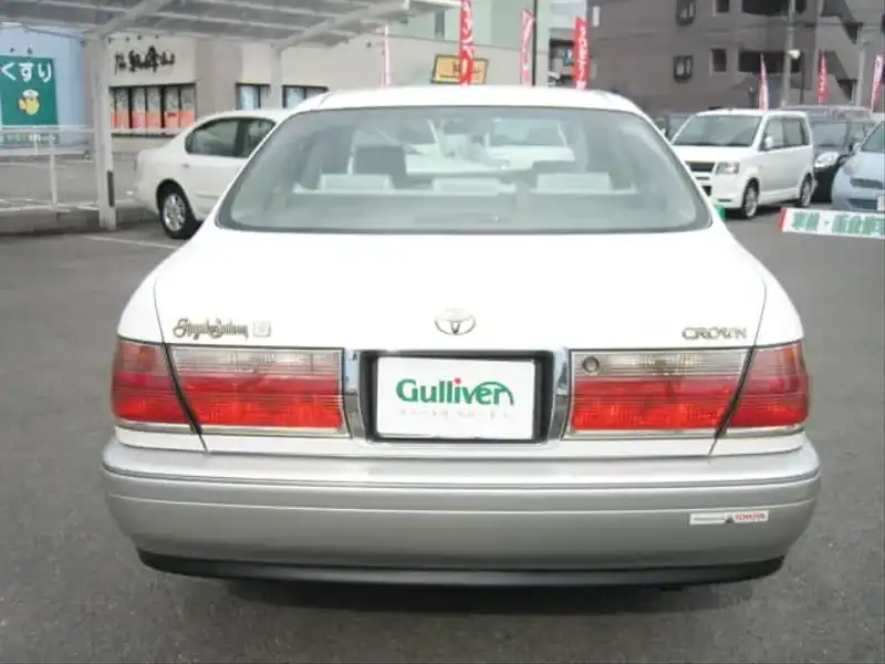 カタログ画像：クラウン（CROWN） ロイヤルサルーン 1999年9月 GH-JZS175 3000cc スーパーホワイトII 燃費11.4km / l  バック