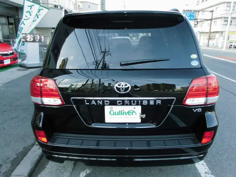 カタログ画像：ランドクルーザー（LAND CRUISER） ＧＸ 2013年1月 CBA-URJ202W 4600cc ブラックorアティチュードブラックマイカ 燃費6.9km / l バック