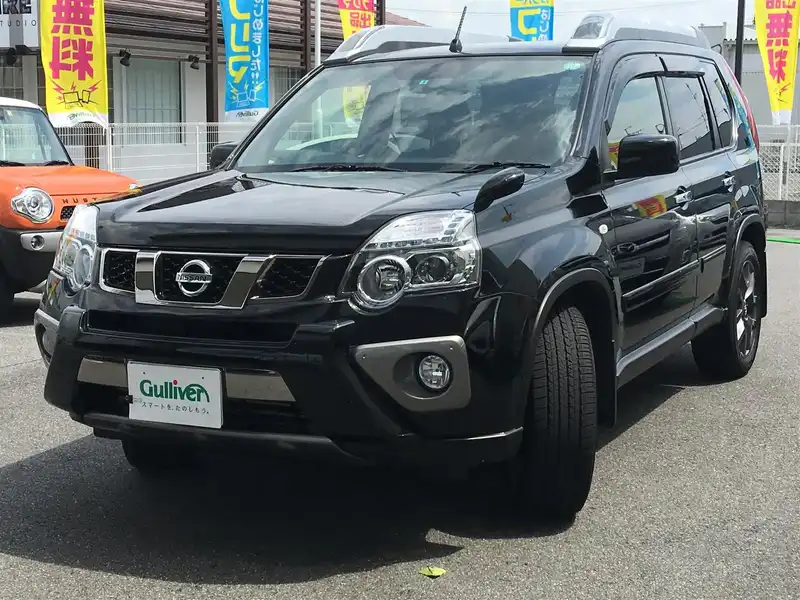 カタログ画像：エクストレイル（X-TRAIL） ２０ＧＴ ブラック エクストリーマーＸ 2012年10月 LDA-DNT31 2000cc ダイヤモンドブラック（Ｐ） 外装