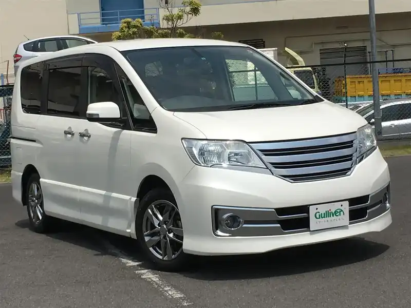 セレナ 日産 Nc26 ライダー 平成24年8月 平成25年12月 の新車 中古車カタログ装備スペック情報 中古車のガリバー