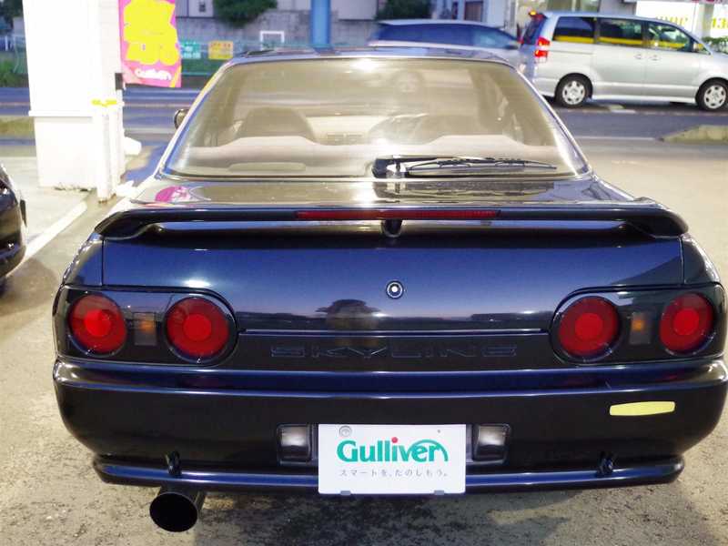 カタログ画像：スカイライン（SKYLINE） ＧＴＳ 1989年5月 E-HR32 2000cc ブラックパール（Ｍ） 燃費10.2km / l  バック