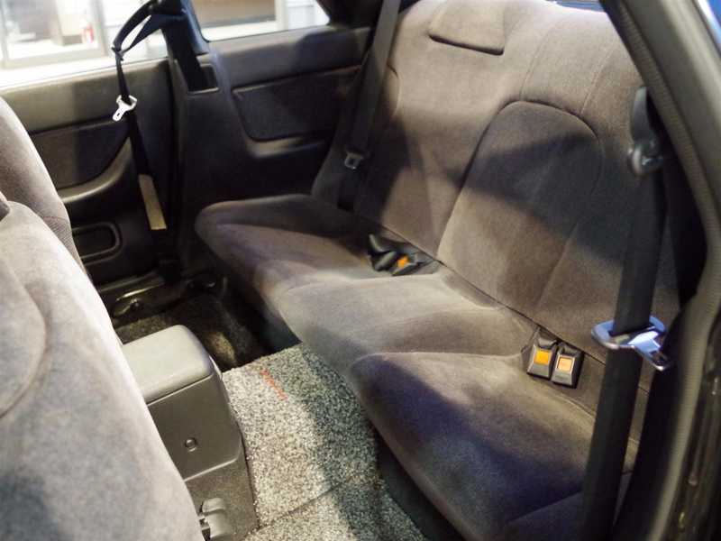 カタログ画像：スカイライン（SKYLINE） ＧＴＳ 1989年5月 E-HR32 2000cc ブラックパール（Ｍ） 燃費10.2km / l  内装