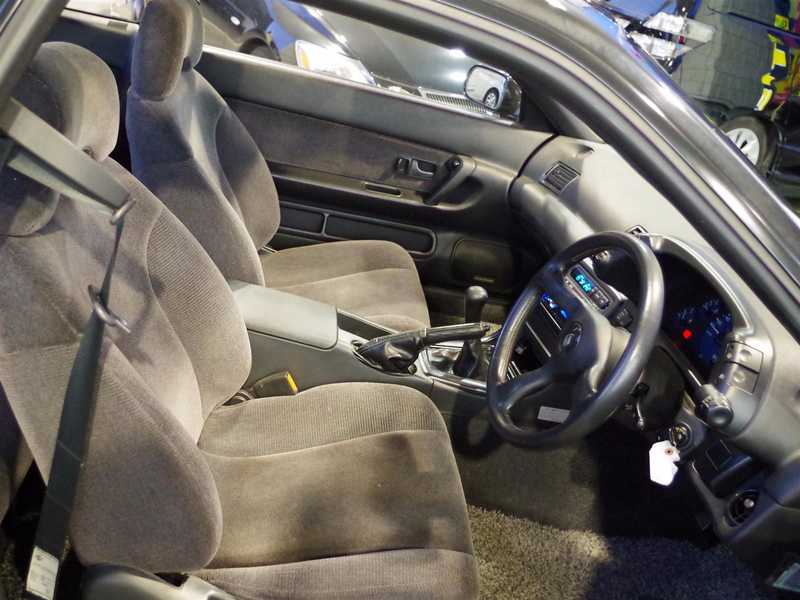 カタログ画像：スカイライン（SKYLINE） ＧＴＳ－４ 1989年8月 E-HNR32 2000cc ブラックパール（Ｍ） 燃費7.0km / l  内装