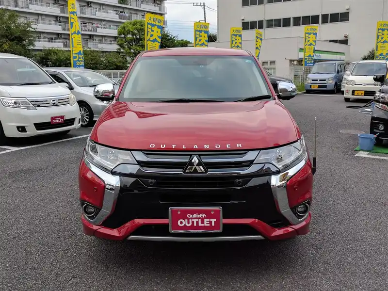 10117382 | カタログ画像：アウトランダーＰＨＥＶ（OUTLANDER PHEV） Ｇ 2018年8月 5LA-GG3W 2400cc レッドメタリック フロント