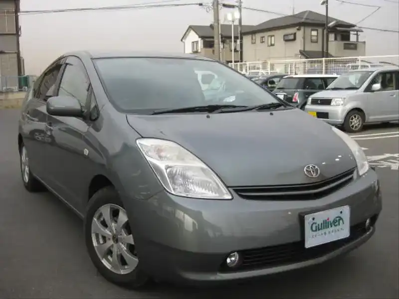 カタログ画像：プリウス（PRIUS） Ｇツーリングセレクション 2003年9月 ZA-NHW20 1500cc ジェイドグリーンマイカメタリック 燃費30.0km / l  メイン（その他）