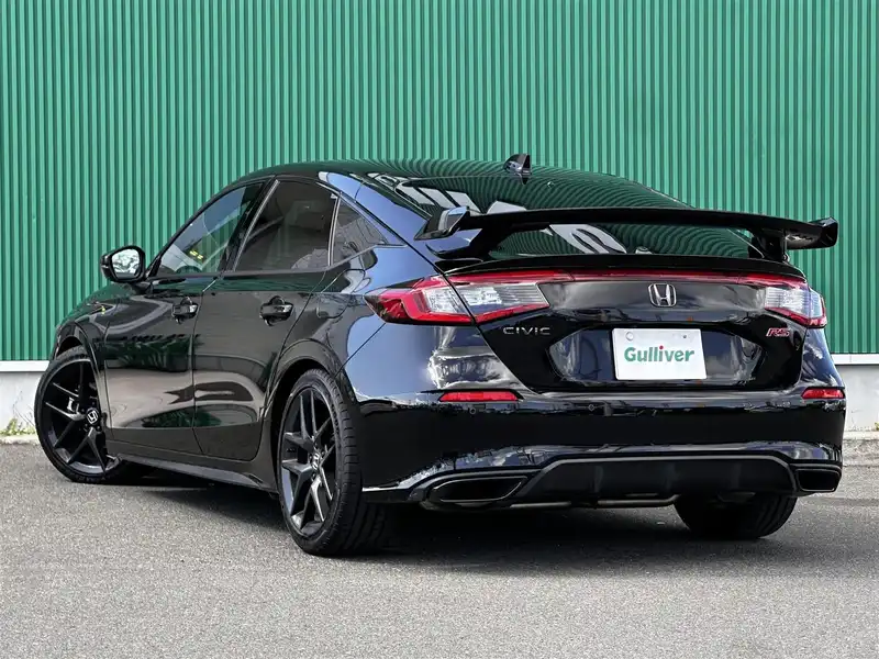 カタログ画像：シビック（CIVIC） タイプＲ レーシングブラックパッケージ 2025年9月 6BA-FL5 2000cc クリスタルブラック・パール 燃費12.5km / l 外装