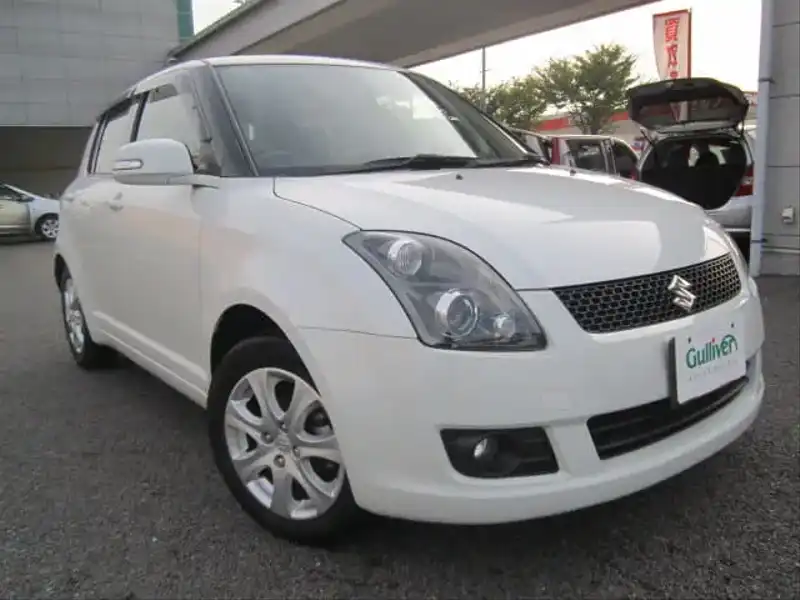 カタログ画像：スイフト（SWIFT） ＸＧ Ｃセレクション 2010年1月 DBA-ZC71S 1200cc パールホワイト 燃費21.0km / l  メイン