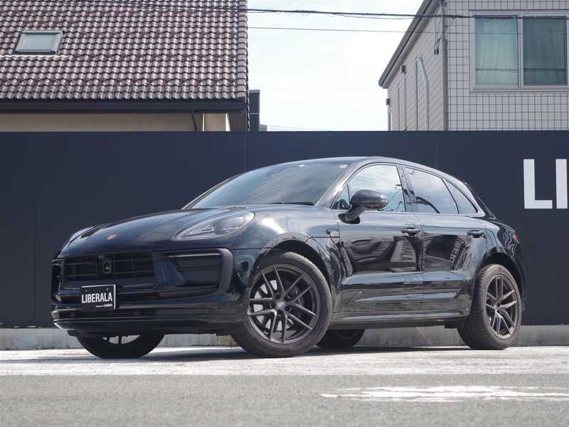 カタログ画像：マカン（MACAN） マカンＴ 2022年6月 3BA-J1NT 2000cc ジェットブラックメタリック 燃費10.1km / l フロント