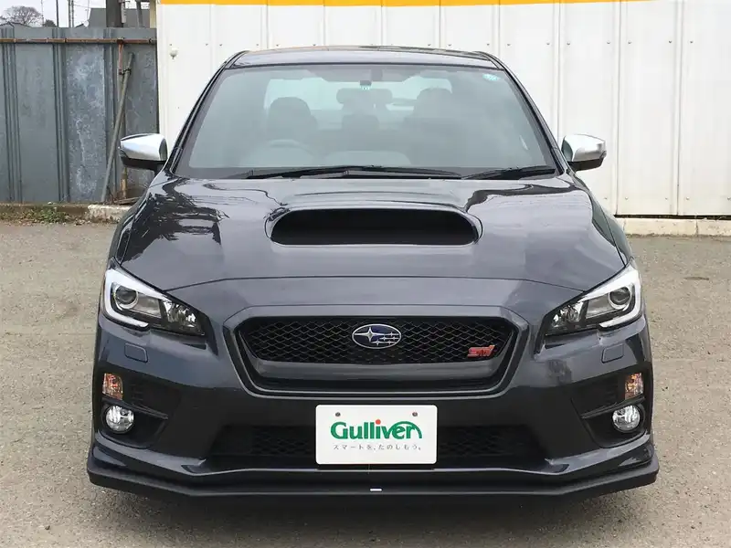 カタログ画像：ＷＲＸ ＳＴＩ（WRX STI） ＳＴＩ 2014年8月 CBA-VAB 2000cc ダークグレー・メタリック 燃費9.4km / l フロント