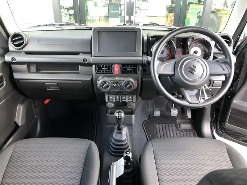 カタログ画像：ジムニー（JIMNY） ＸＧ スズキセーフティサポート装着車 2019年10月 3BA-JB64W 660cc ブルーイッシュブラックパール3 燃費16.2km / l 内装