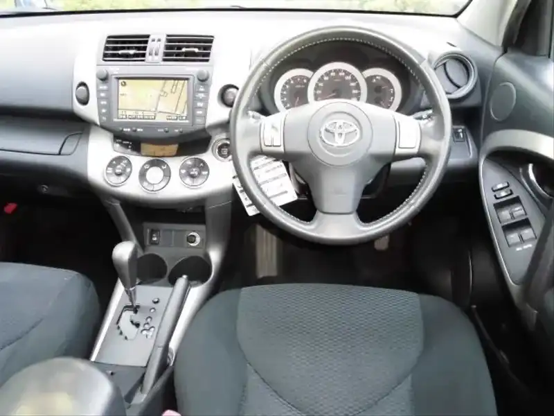 カタログ画像：ＲＡＶ４（RAV4） スポーツ 2005年11月 DBA-ACA31W 2400cc グレイッシュブルーメタリック 燃費12.6km / l  内装