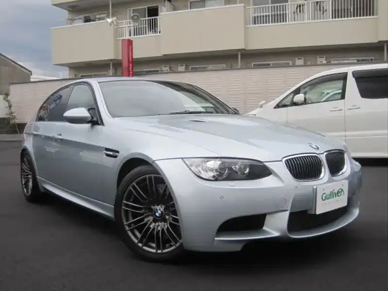 カタログ画像：Ｍ３（M3） Ｍ３セダン 2010年5月 CBA-VA40 4000cc シルバーストーンⅡ 燃費9.3km / l メイン（その他）