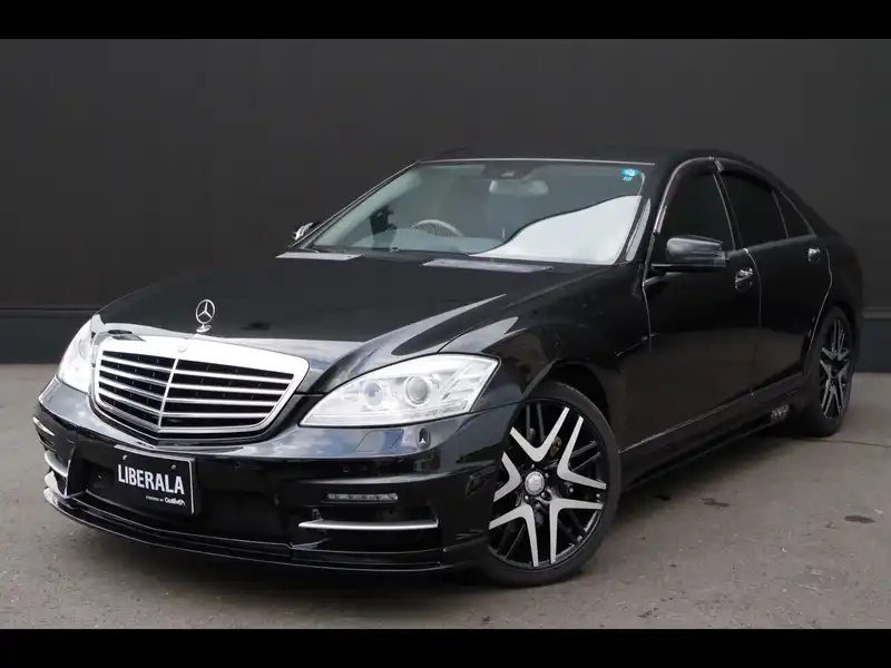 カタログ画像：Ｓクラス（S-CLASS） Ｓ３５０ 2009年9月 DBA-221056 3500cc クロマイトブラック（Ｍ）orオブシディアンブラック（Ｍ） 燃費8.6km / l  フロント