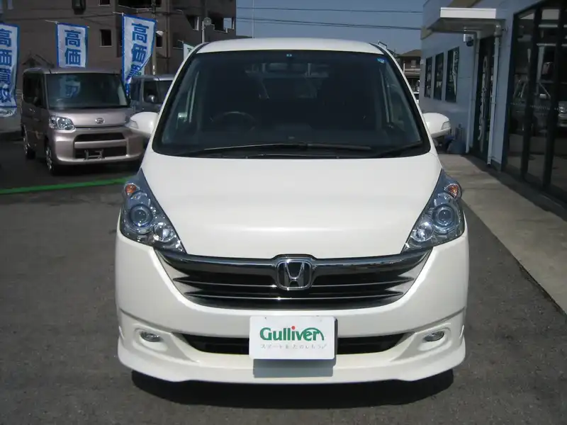 10041327 | カタログ画像：ステップワゴン（STEPWAGON） ＨＤＤナビ エアロ セレクト 2007年6月 DBA-RG2 2000cc プレミアムホワイト・パール フロント