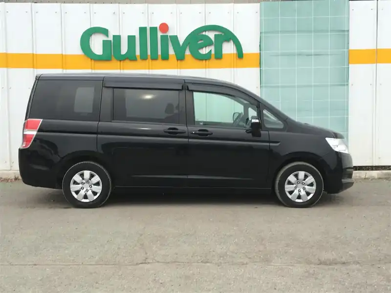 カタログ画像：ステップワゴン（STEPWAGON） Ｇ ＨＩＤエディション 2010年10月 DBA-RK1 2000cc クリスタルブラック・パール 燃費13.2km / l 外装