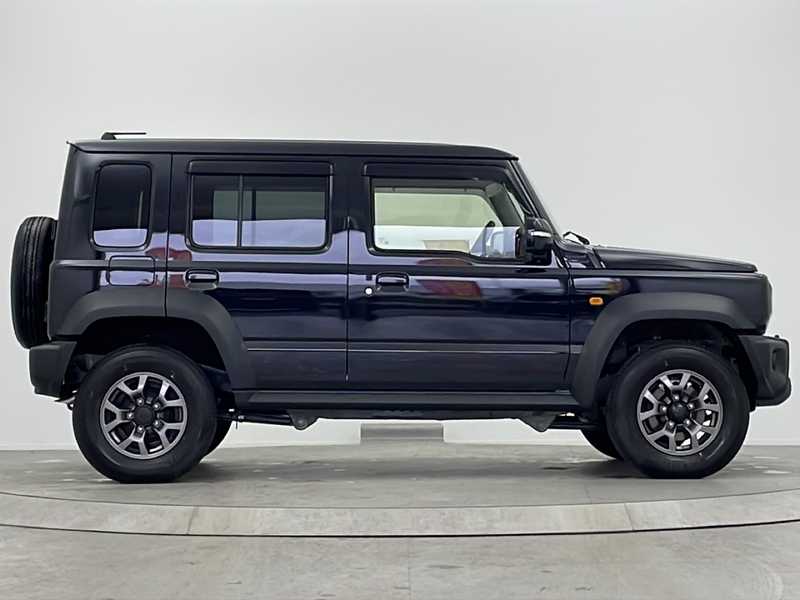 カタログ画像：ジムニー（JIMNY） ＸＧ 2025年11月 3BA-JB64W 660cc 燃費14.3km / l メイン