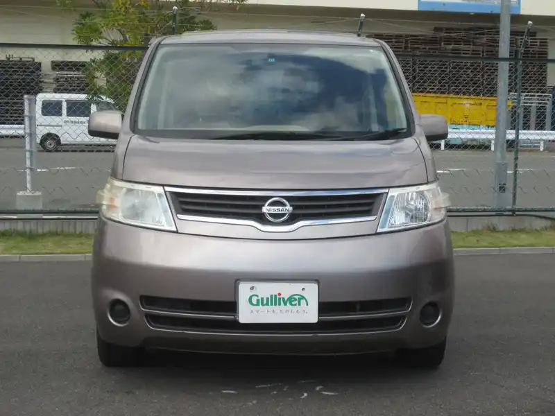 カタログ画像：セレナ（SERENA） ２０Ｓ 2005年5月 CBA-C25 2000cc アイアン（Ｍ） 燃費13.0km / l  フロント