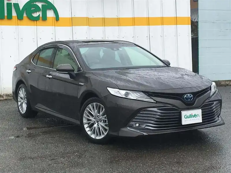 カタログ画像：カムリ（CAMRY） Ｇレザーパッケージ 2017年7月 DAA-AXVH70 2500cc グラファイトメタリック 燃費28.4km / l メイン（その他）