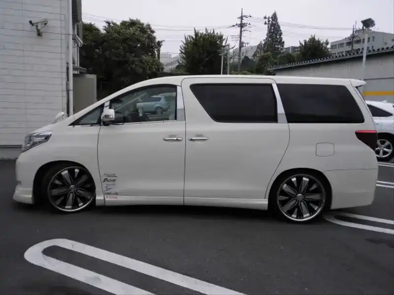 カタログ画像：アルファード（ALPHARD） ２４０Ｘ サイドリフトアップシート装着車 2008年8月 DBA-ANH25W 2400cc ホワイトパールクリスタルシャイン 燃費11.4km / l  外装