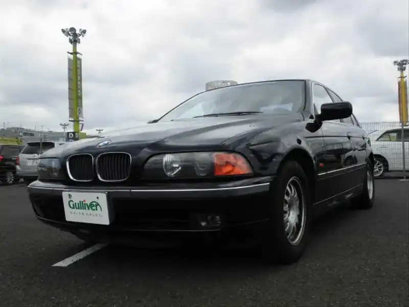 カタログ画像：５シリーズ（5 SERIES） ５２５ｉハイライン 1998年11月 GF-DM25 2500cc ブラックII 燃費7.9km / l  外装