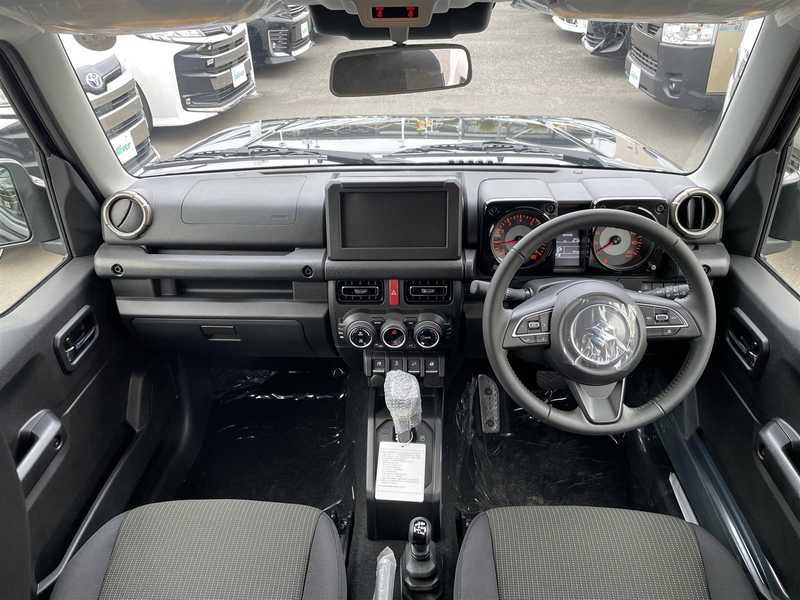 カタログ画像：ジムニーノマド（JIMNY NOMADE） ＦＣ 2025年4月 3BA-JC74W 1500cc ブルーイッシュブラックパール4 燃費13.6km / l フロント