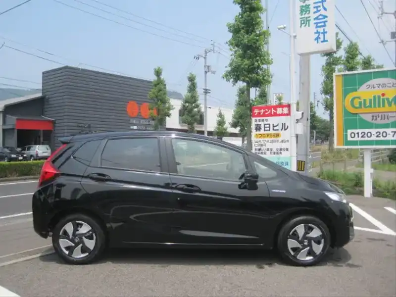 カタログ画像：フィットハイブリッド（FIT HYBRID） ハイブリッド 2014年4月 DAA-GP6 1500cc クリスタルブラック・パール 燃費29.0km / l 外装