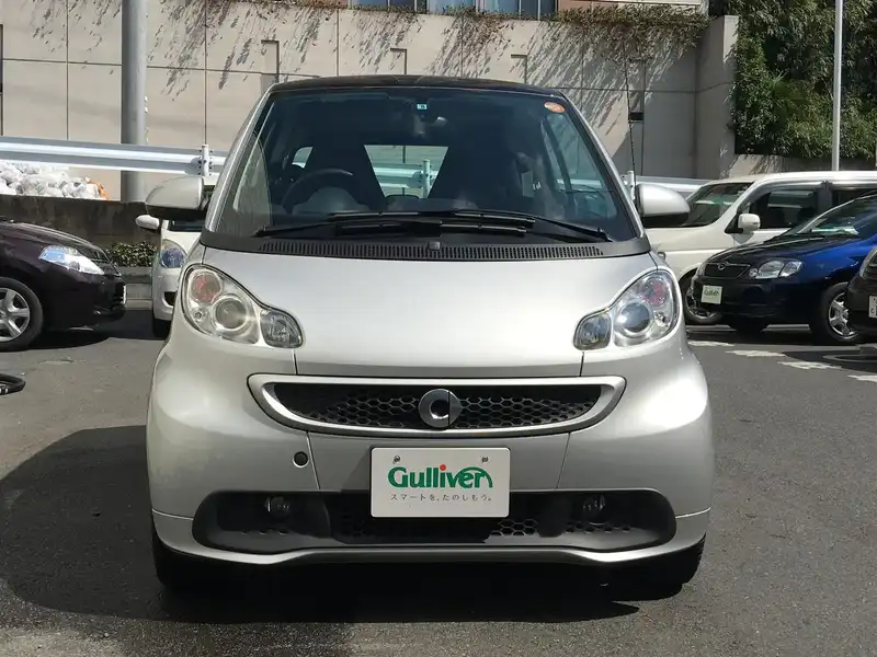 10076302 | カタログ画像：スマートフォーツークーペ（SMART FORTWO COUPE） ｍｈｄパッション 2012年5月 ABA-451380 1000cc シルバーメタリック フロント