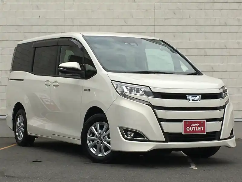 カタログ画像：ノア（NOAH） ハイブリッドＧ 2019年1月 DAA-ZWR80G 1800cc ホワイトパールクリスタルシャインorラグジュアリーホワイトパールクリスタルシャインガラスフレーク 燃費23.8km / l メイン