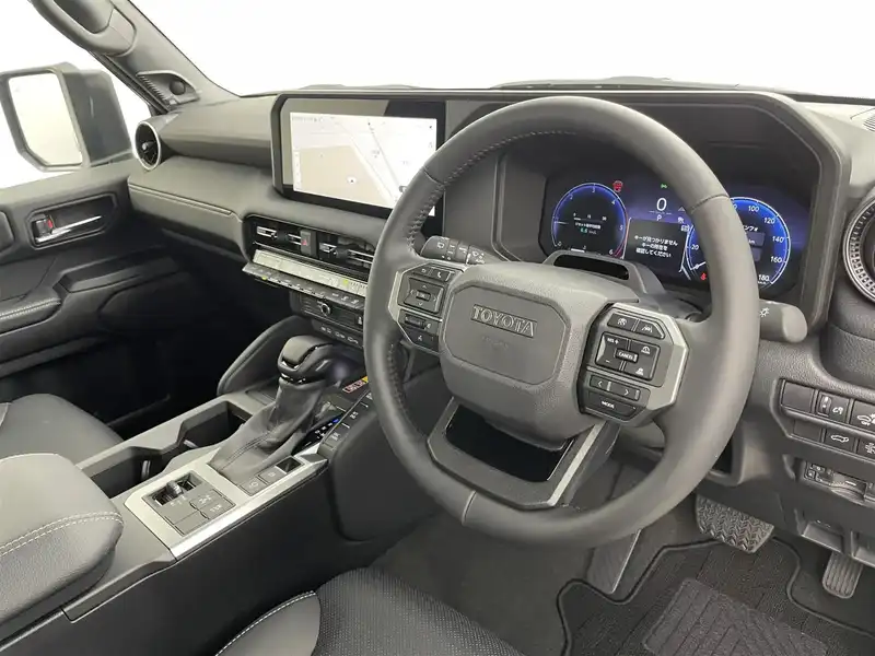 カタログ画像：ランドクルーザー２５０（LAND CRUISER 250） ＶＸ 2024年4月 3DA-GDJ250W 2800cc プラチナホワイトパールマイカ 燃費11.0km / l フロント