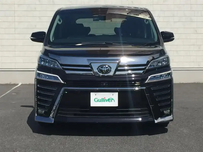 カタログ画像：ヴェルファイア（VELLFIRE） ２．５Ｚ サイドリフトアップチルトシート装着車 2020年1月 3BA-AGH30W 2500cc ブラック 燃費10.6km / l フロント